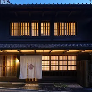 https://the-machiya-kamiumeya.hotels-in-kyoto.org