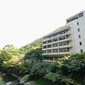 Tonosawa Quatre Saisons Hotel